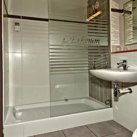Hotel Restaurant L'eskemm St Brieuc-tregueux